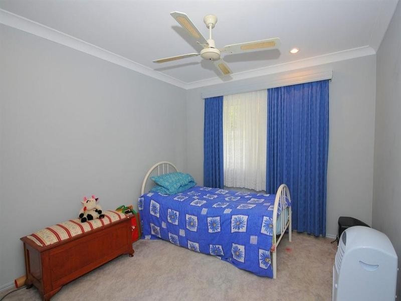 33 Cedar Crescent, Kawungan QLD 4655