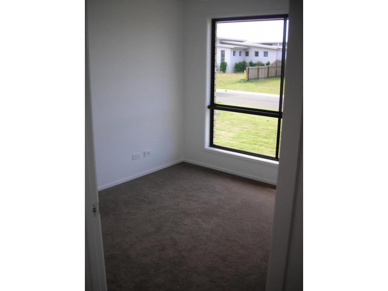 69 Magellan, Urraween QLD 4655