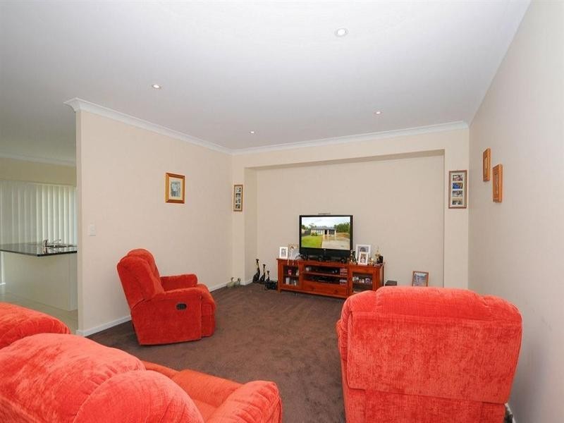 29 Sandpiper, River Heads QLD 4655