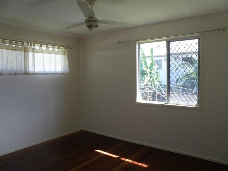 10 Rose Street, Pialba QLD 4655