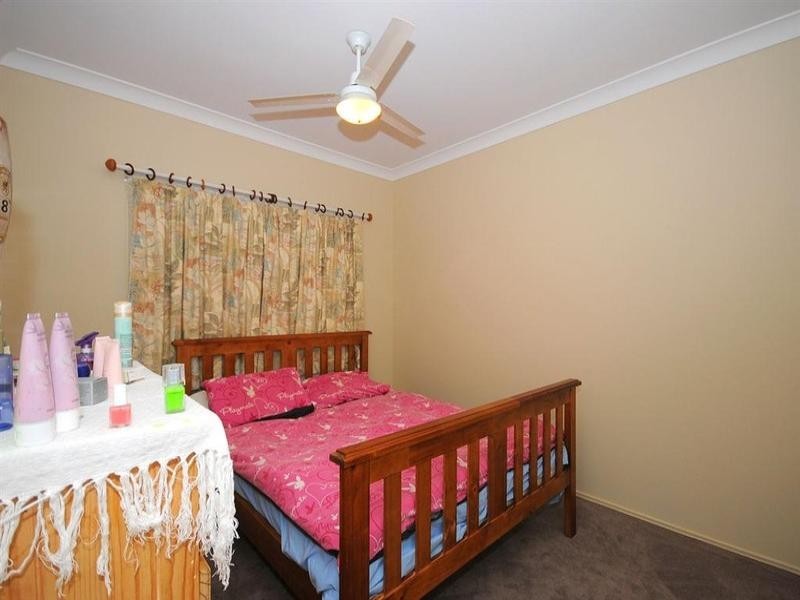 8 Stringybark Drive, Urangan QLD 4655