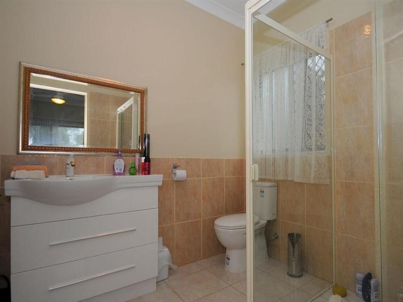 8 Stringybark Drive, Urangan QLD 4655