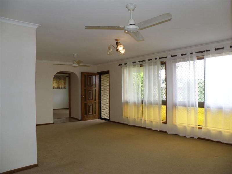 12 Melong Street, Scarness QLD 4655