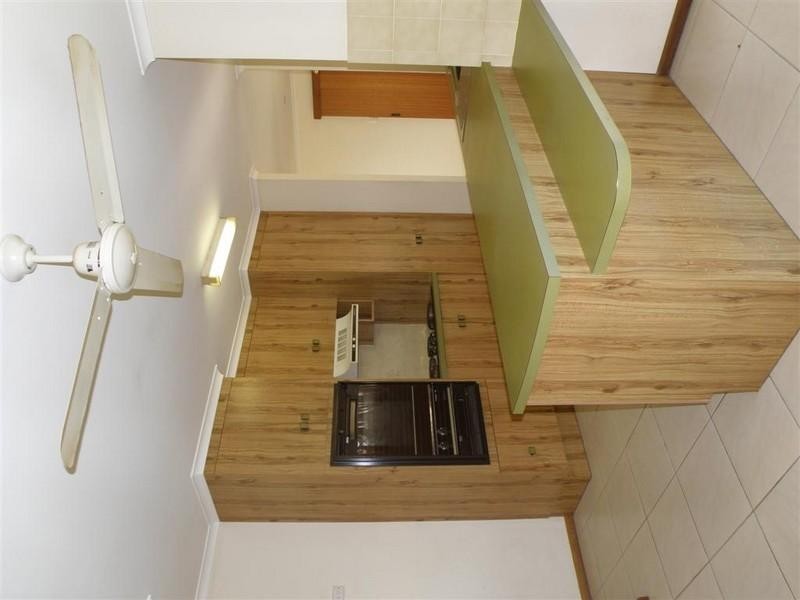 12 Melong Street, Scarness QLD 4655