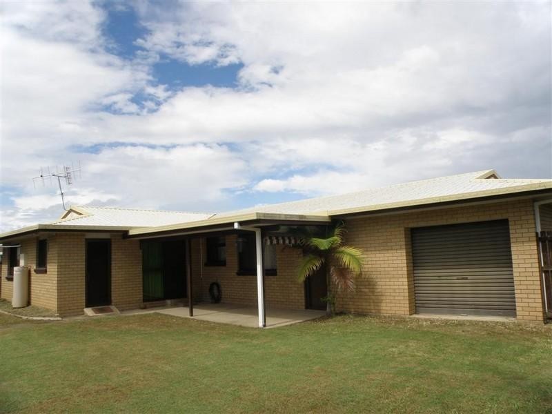 12 Melong Street, Scarness QLD 4655