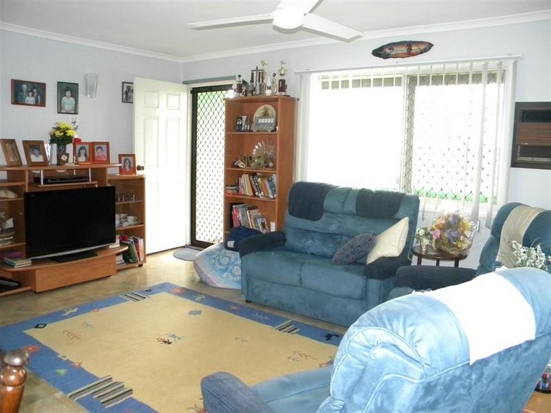29 Murphy Street, Point Vernon QLD 4655