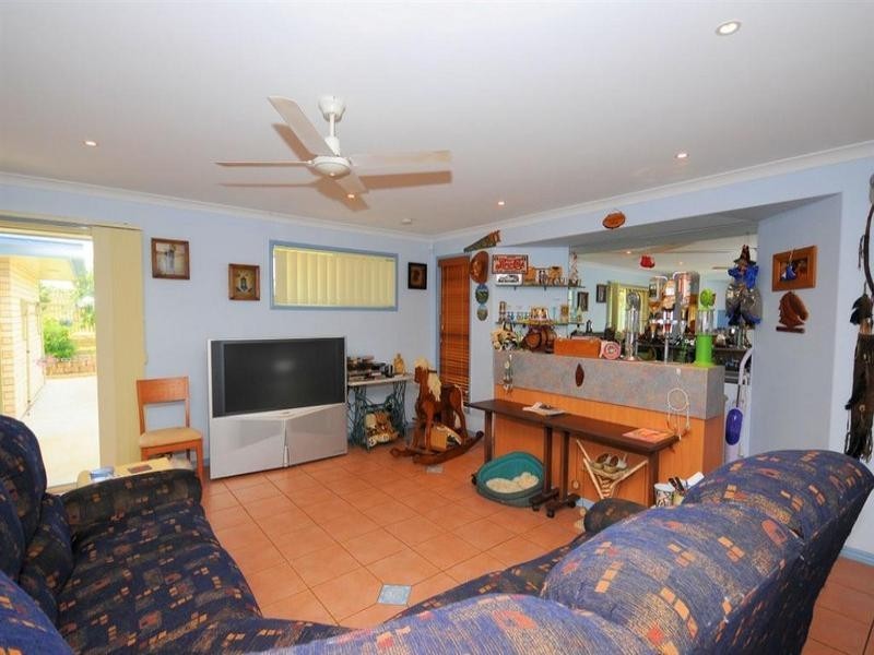 118 Cove Boulevard, River Heads QLD 4655