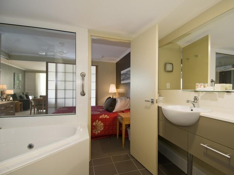 569 Esplanade – Peppers Resort, Urangan QLD 4655