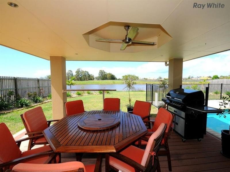 25 Yarrilee Circuit, Hervey Bay QLD 4655
