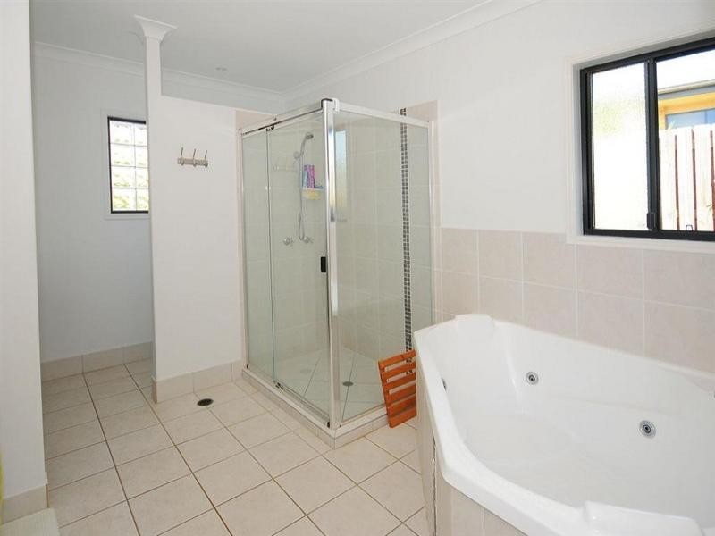 22 Marineview Avenue, Scarness QLD 4655