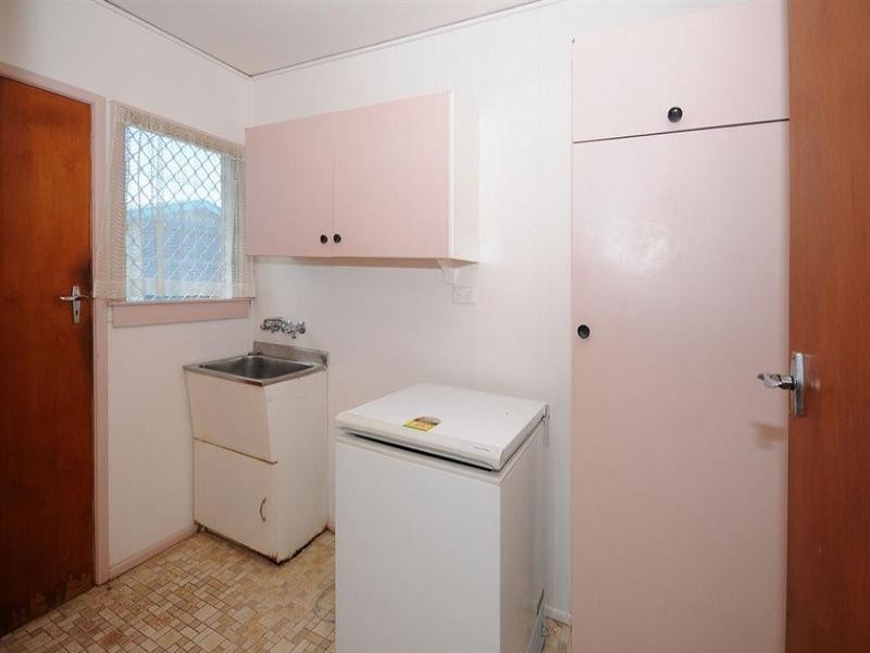 92 Corfield Street, Point Vernon QLD 4655