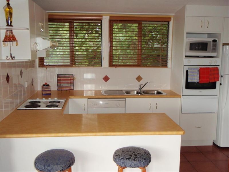 22 Spence Street, Point Vernon QLD 4655