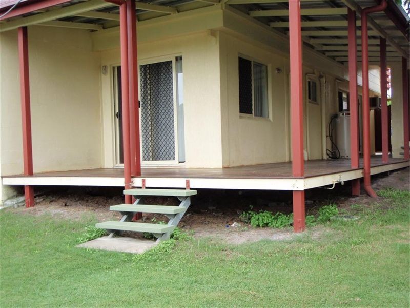 103 Lauren Street, Urangan QLD 4655