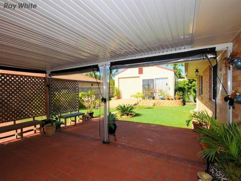 12 Heather Way, Urraween QLD 4655