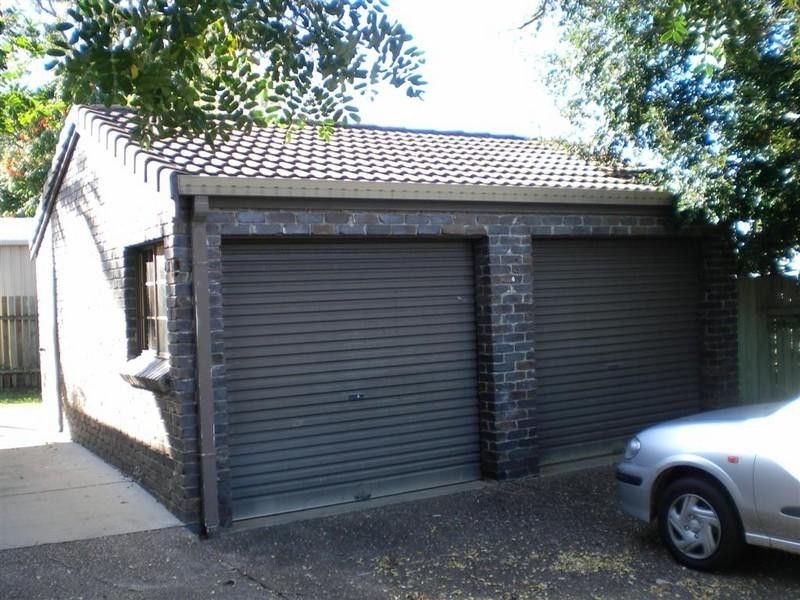 32 Barker Street, Point Vernon QLD 4655