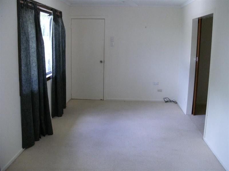 23 Helsham Street, Point Vernon QLD 4655