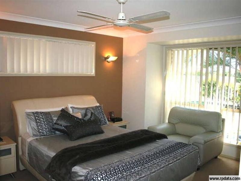 10 Koloi Street, Scarness QLD 4655