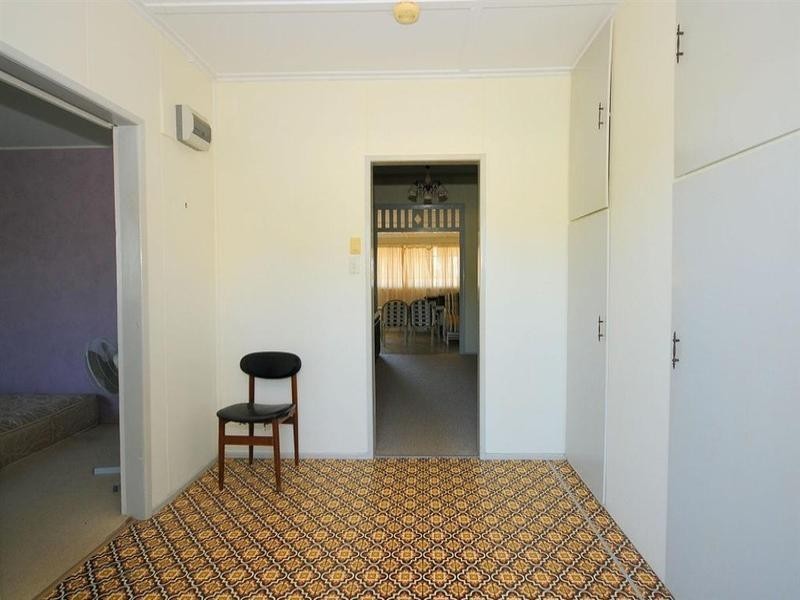 49 Dayman Street, Urangan QLD 4655