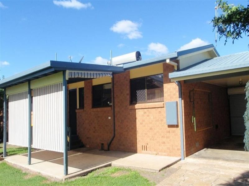 5 Preston Street, Point Vernon QLD 4655