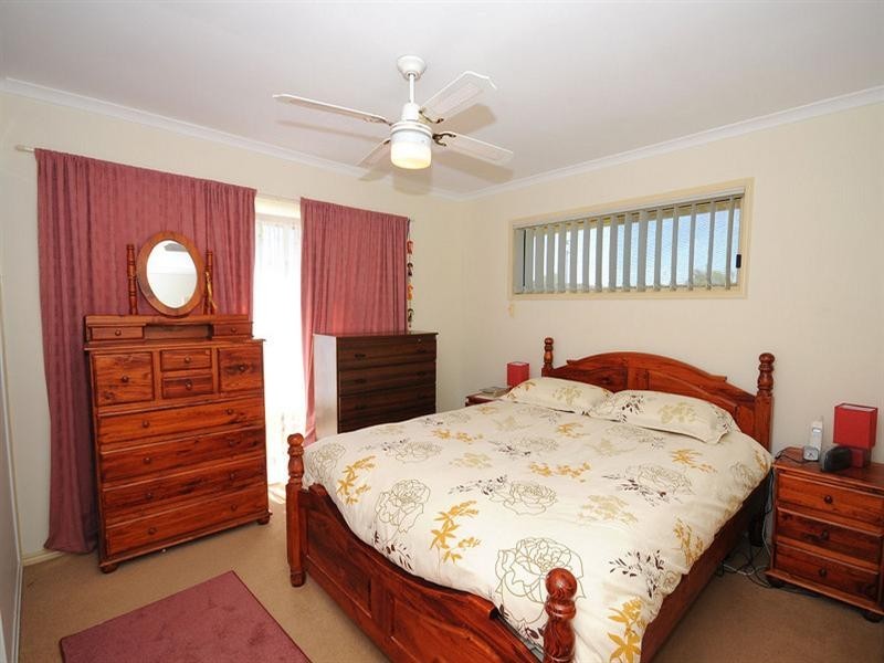 6 Moorhen Court, Eli Waters QLD 4655