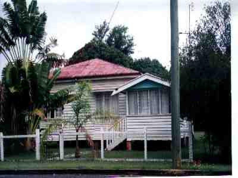 169 Cypress Street, Urangan QLD 4655