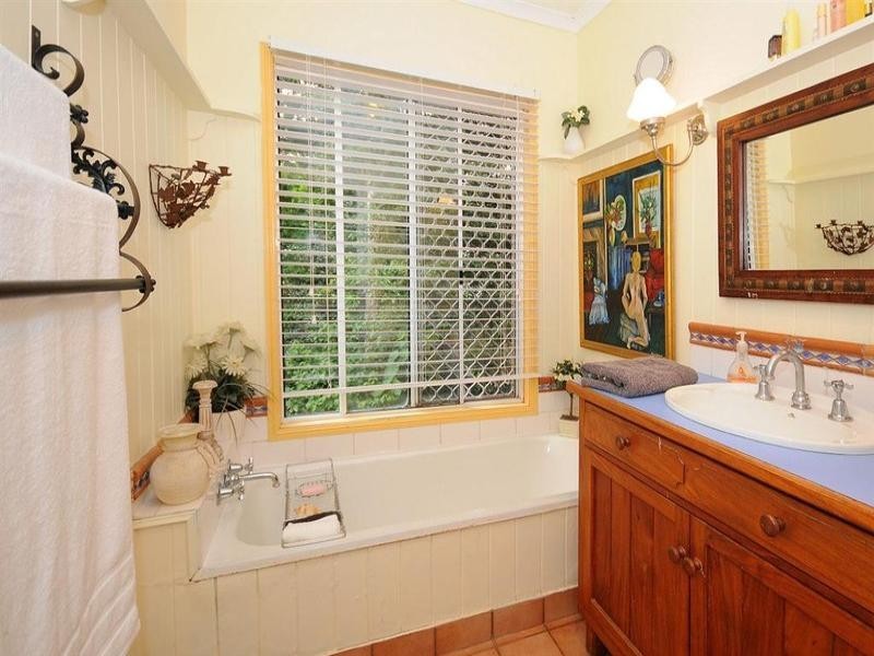 24 Palmwood Drive, Dundowran Beach QLD 4655