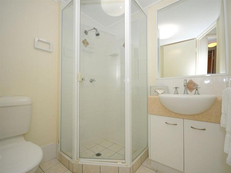 U2 Break Free Resort, Buchaneer Drive, Urangan QLD 4655