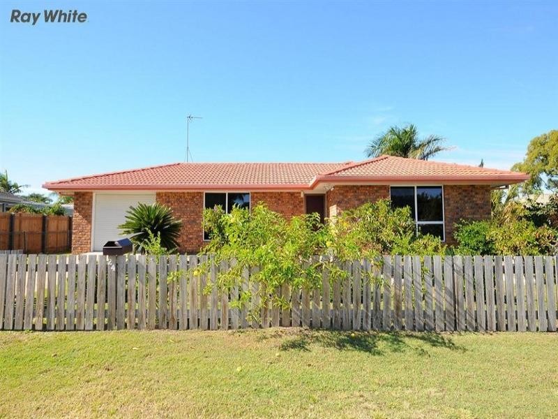 24 Michelle Drive, Point Vernon QLD 4655
