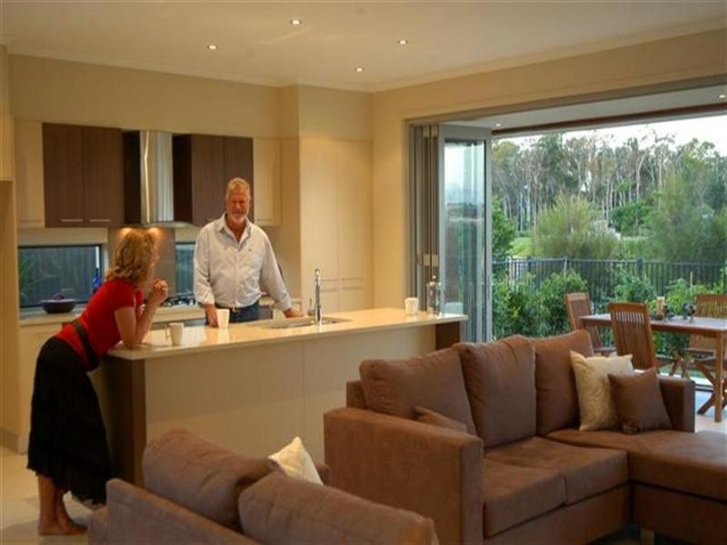 17 Harmony Avenue, Urraween QLD 4655