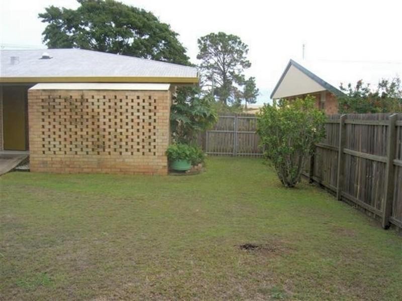 24 Dover Street, Pialba QLD 4655