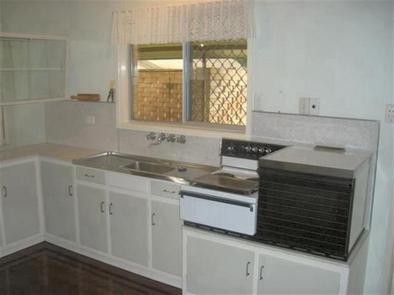 24 Dover Street, Pialba QLD 4655