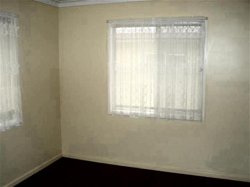 24 Dover Street, Pialba QLD 4655