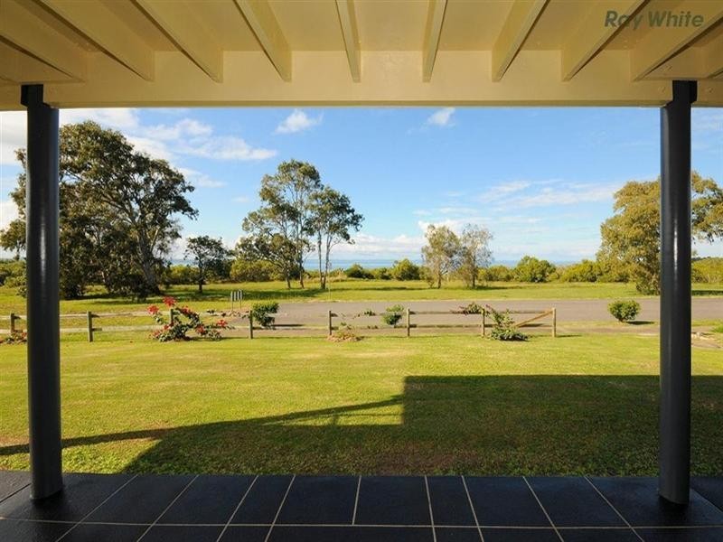 677 Charlton Esplanade, Urangan QLD 4655