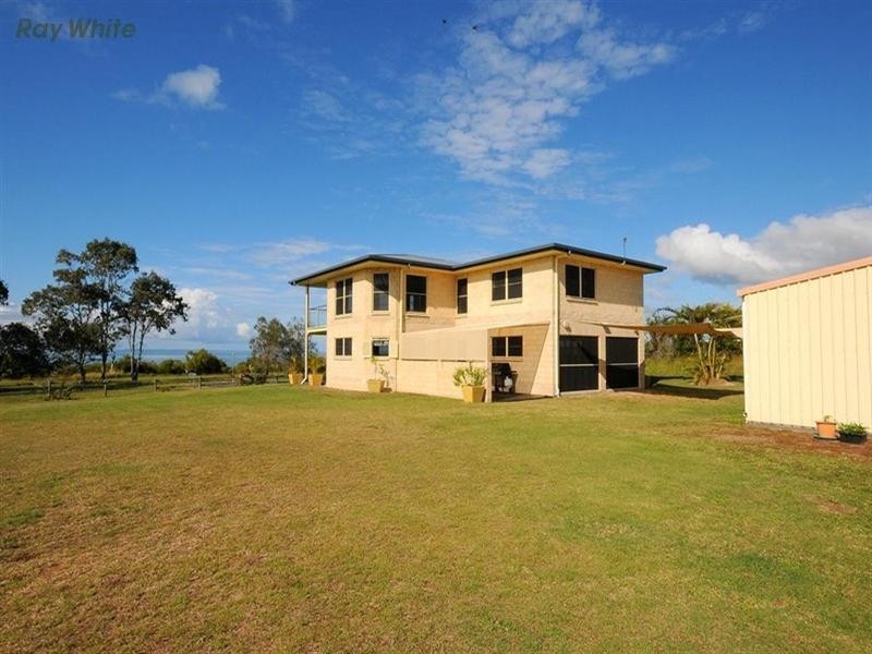677 Charlton Esplanade, Urangan QLD 4655