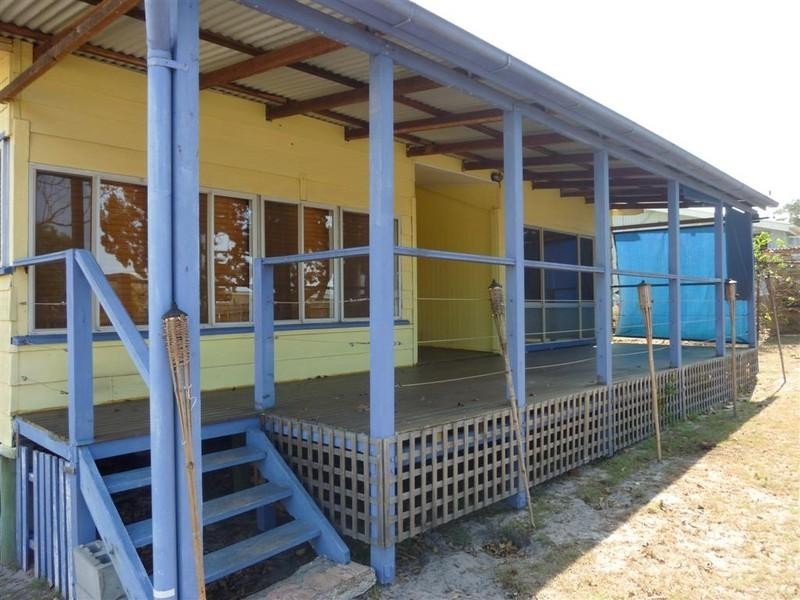 55 Moreton, Toogoom QLD 4655