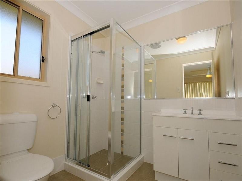 4 Beagle Avenue, Nikenbah QLD 4655