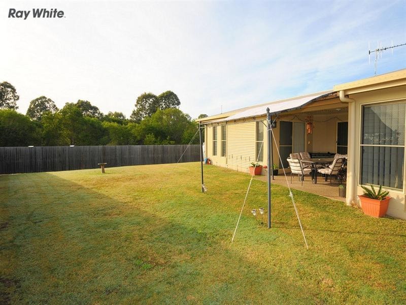 8 Swan View Court, Toogoom QLD 4655