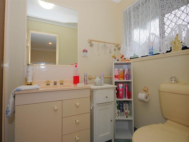 16 Gumtree Drive, Urraween QLD 4655