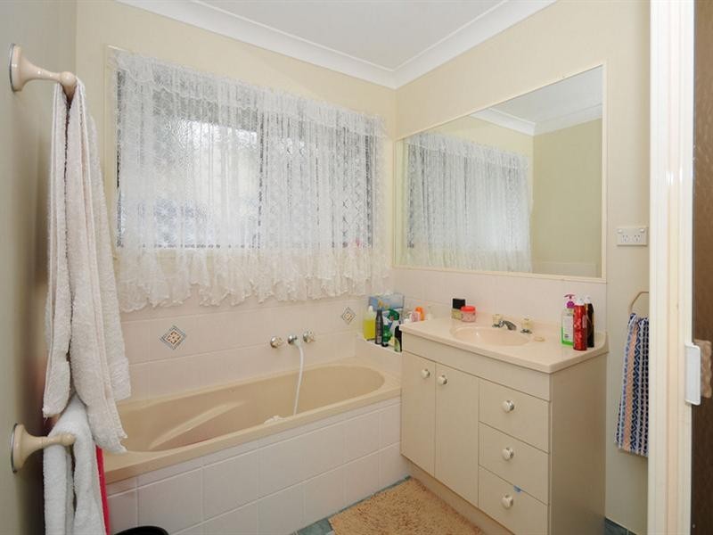 16 Gumtree Drive, Urraween QLD 4655