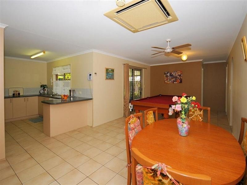 10 Phoenix Court, Kawungan QLD 4655