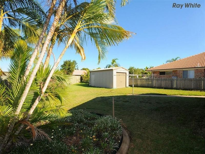 10 Phoenix Court, Kawungan QLD 4655