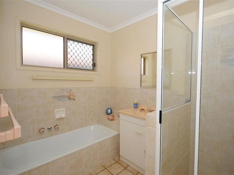 10 Phoenix Court, Kawungan QLD 4655