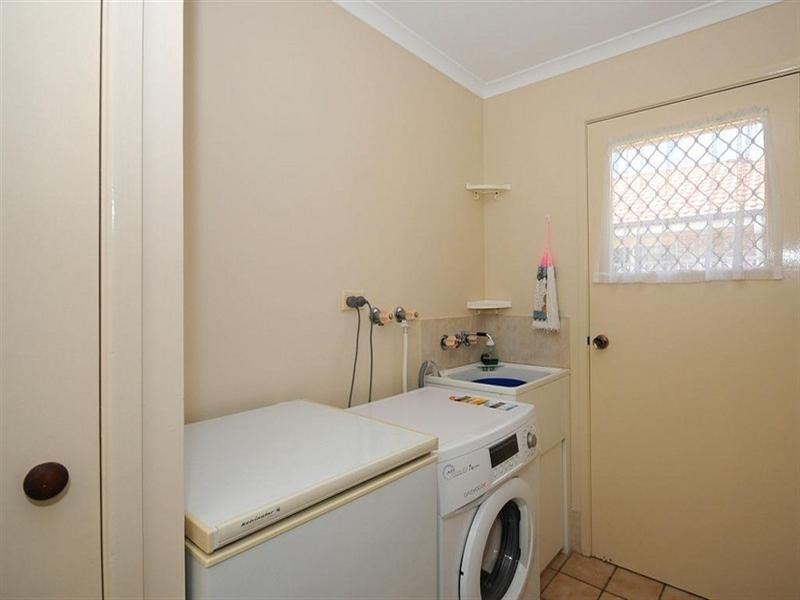 10 Phoenix Court, Kawungan QLD 4655