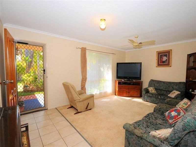 10 Phoenix Court, Kawungan QLD 4655