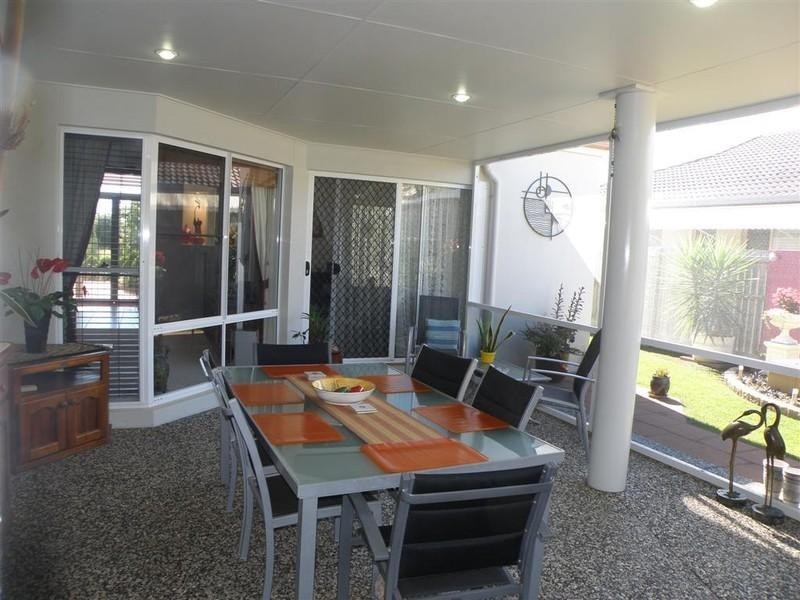 8 Bayley Court, Urraween QLD 4655