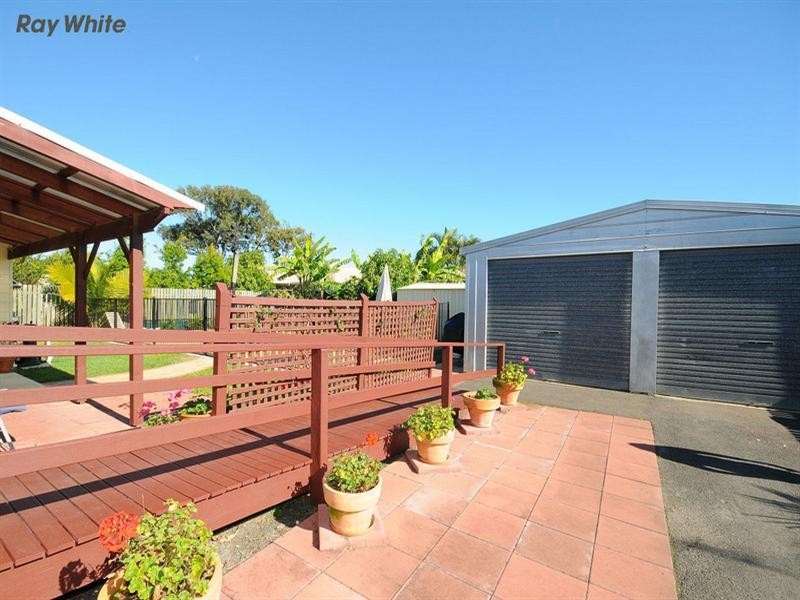 83 Limpus Street, Urangan QLD 4655