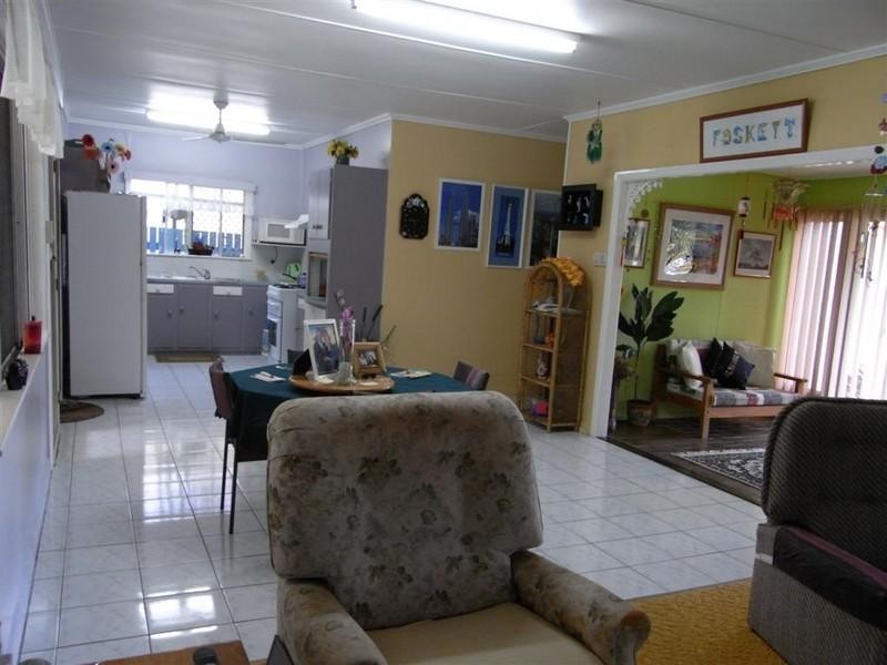 9 Boongala Way, Scarness QLD 4655