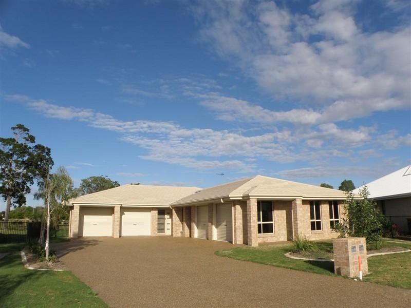 12 and 14 Fulmar Court, Burrum Heads QLD 4659