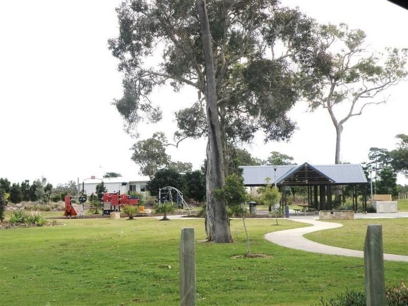 12 and 14 Fulmar Court, Burrum Heads QLD 4659