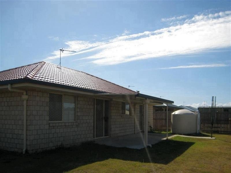 67 Bunya Court, Eli Waters QLD 4655